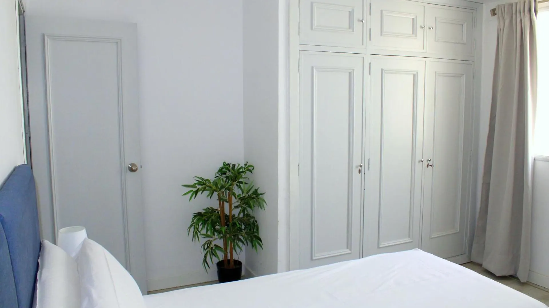 アパート セビリアCatedral Olehousingアパートメント